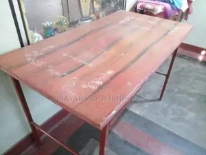 TABLE With ALWABAM STAND