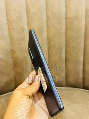 Samsung Galaxy S20FE 128GB (Used)