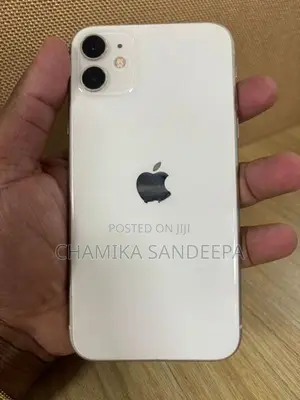 Apple iPhone 11 (Used)