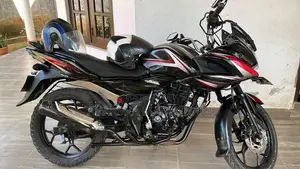 Bajaj Discover 150 F 2016