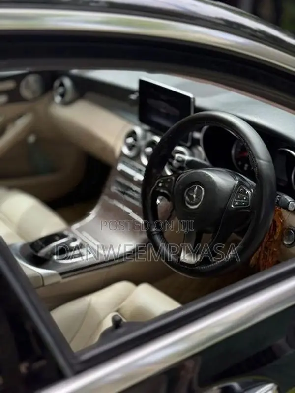 Mercedes Benz C350 E 2015