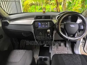 Mahindra KUV 100 NXT K6+ 2019