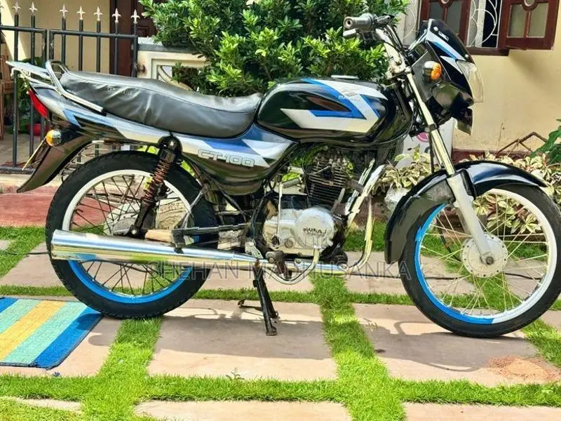 Bajaj CT100 2010