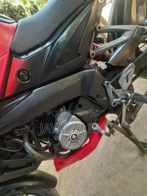 Bajaj Pulsar N160 2016