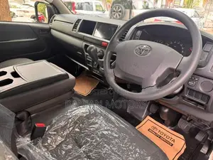 Toyota Hiace KDH 223 2026