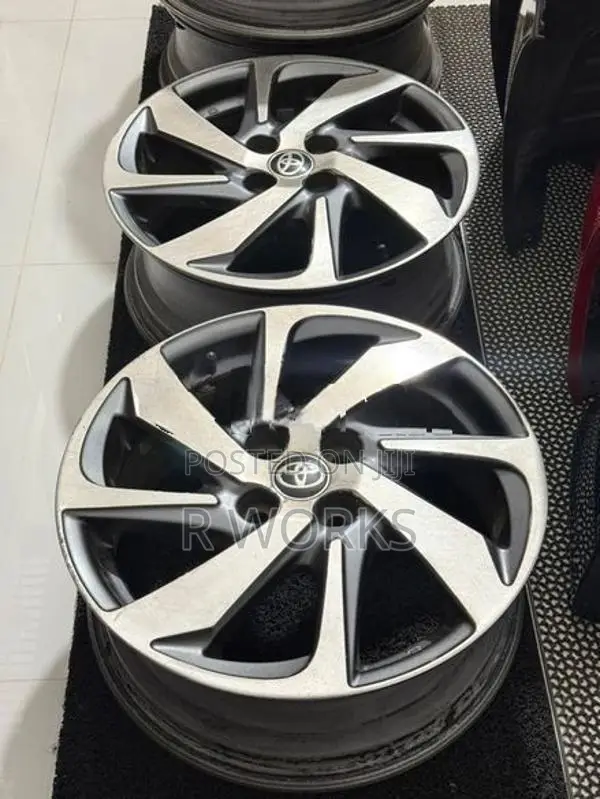 Toyota Aqua Alloy Wheel Xurban 16” Japan