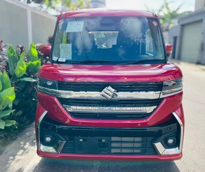 Suzuki Spacia 2023