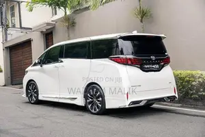 Toyota Alphard 2024