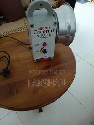Regnis Coconut Scraper