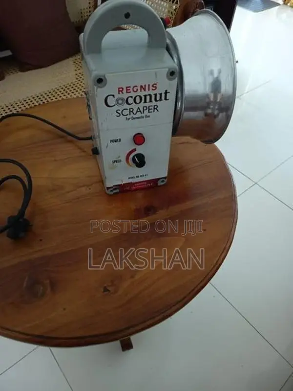Regnis Coconut Scraper