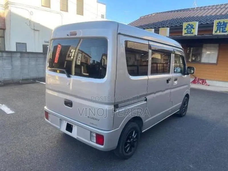 Suzuki Every Semi join 2023