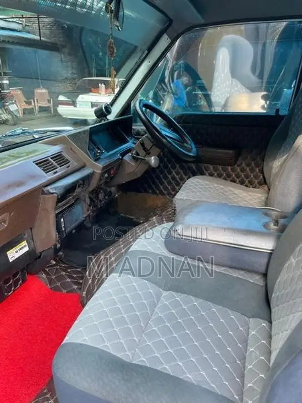 Toyota Hiace LH51 1987