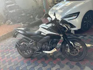Bajaj Pulsar NS160 2017