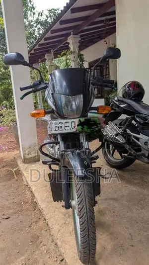 Bajaj Platina 100 2017