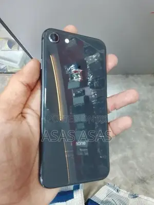 Apple iPhone 8 (Used)