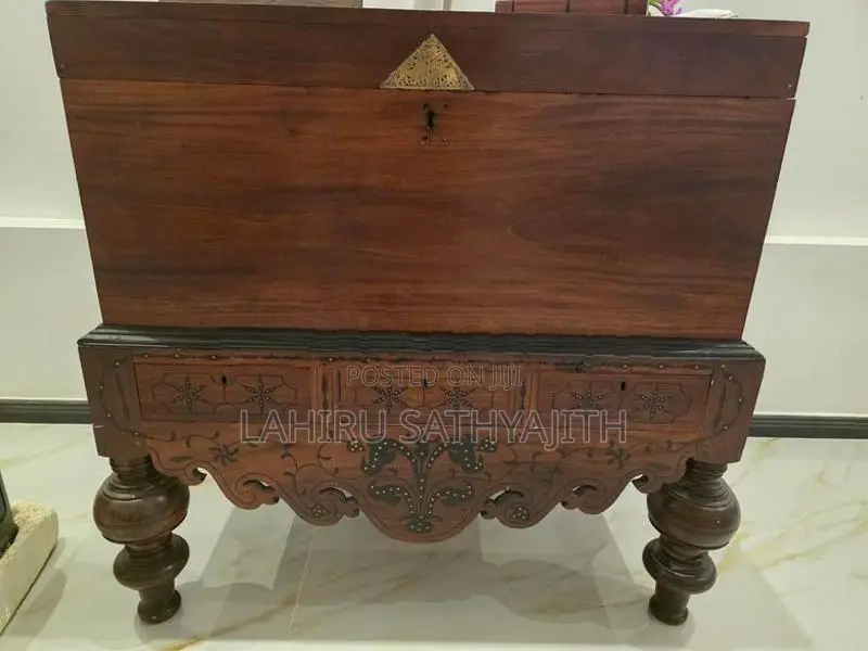 Antique Pettagama