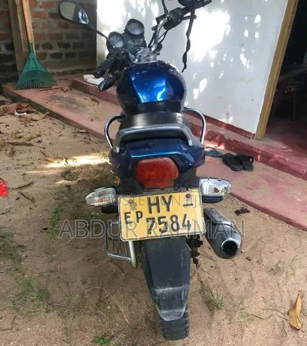 Bajaj Pulsar 150 2003