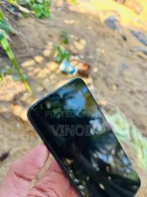 Infinix Hot 60i 128GB (Used)