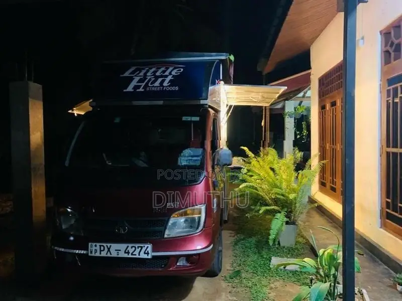 Tata Dimo Batta Food Truck 2014
