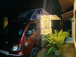 Tata Dimo Batta Food Truck 2014