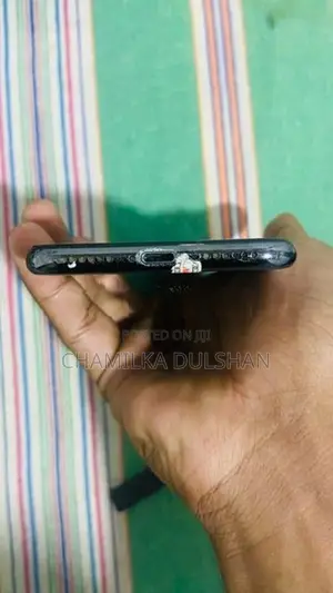 Apple iPhone X (Used)
