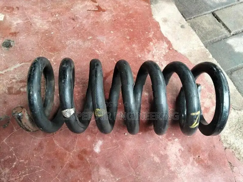 Mitsubishi Rosa 4m50 front suspension coil spring