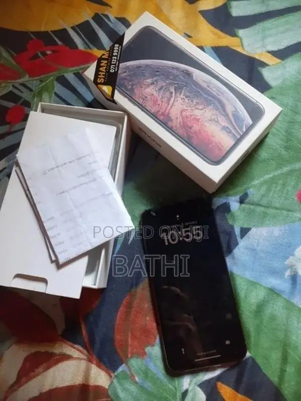 Apple iPhone XS Max (Used)