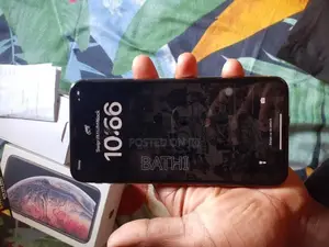 Apple iPhone XS Max (Used)