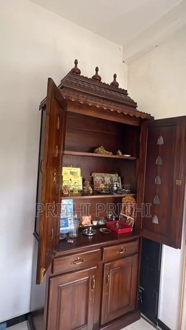 Teak Swami Rack