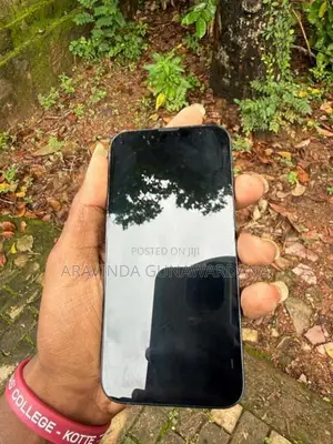 Apple iPhone 14 (Used)
