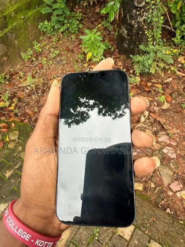 Apple iPhone 14 (Used)