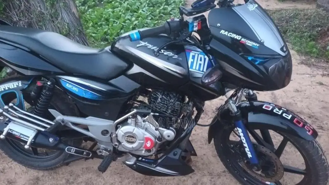 Bajaj Pulsar 150 2017