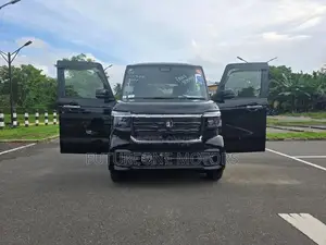 Honda N-Box Custom 2024
