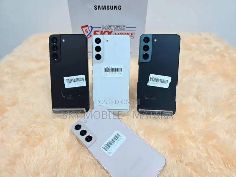 Samsung Galaxy S22 5G 8GB/256GB (Used)