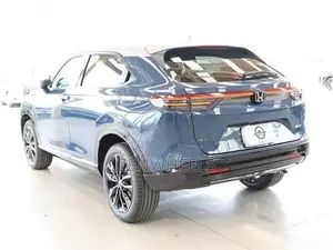 Honda Vezel Z PLAY MOON ROOF 2026