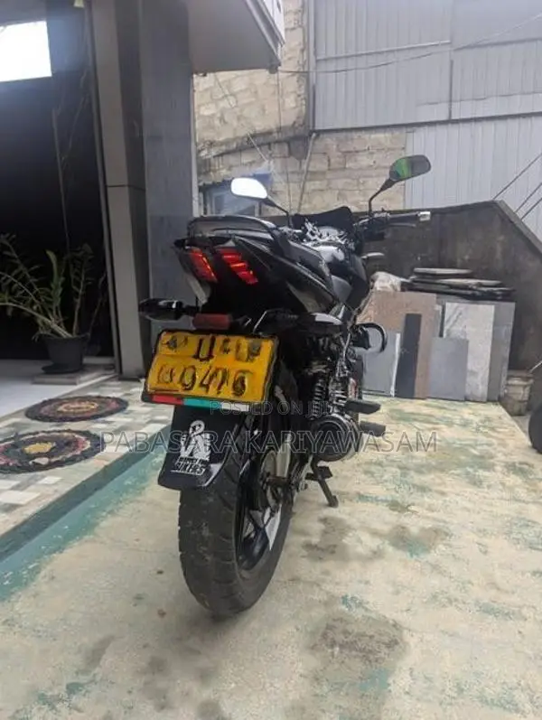 Bajaj Pulsar 180 2008