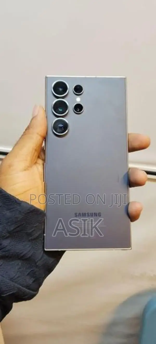 Samsung Galaxy S24 Ultra (Used)