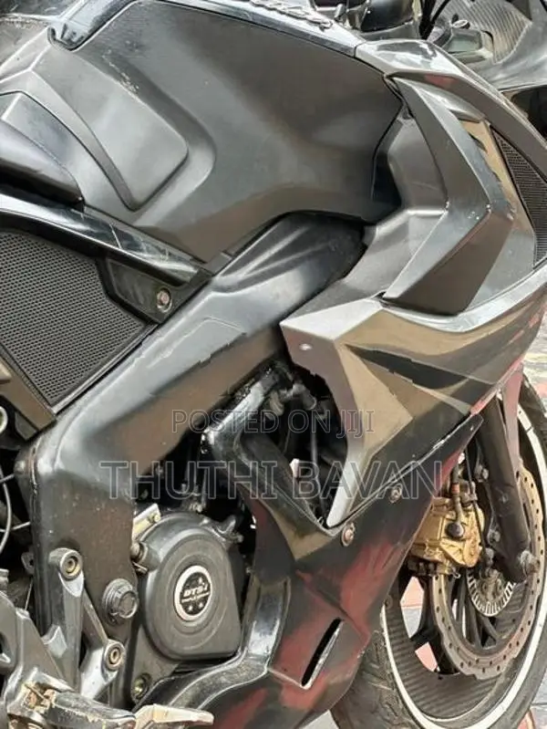 Bajaj Pulsar RS200 2019