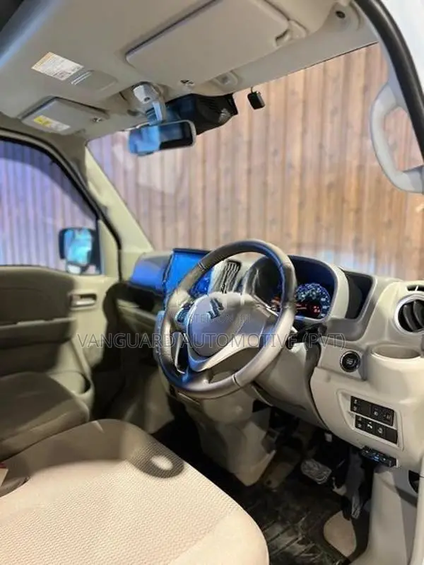 Suzuki Every Wagon 2024