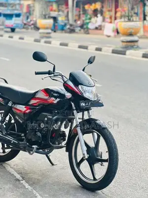 Hero HF Deluxe 2025