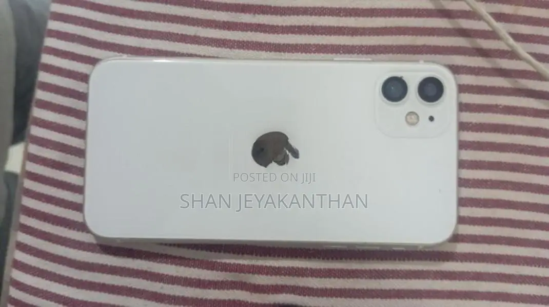Apple iPhone 11 (Used)