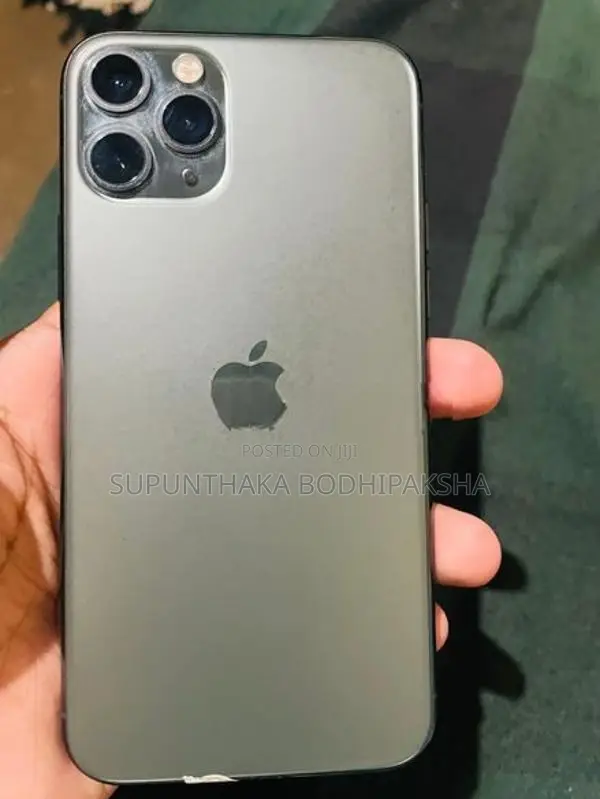 Apple iPhone 11 Pro (Refurbished)