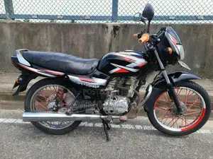 Bajaj CT100 2005