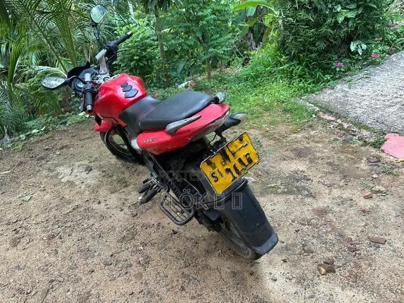 Bajaj Pulsar 135 2011