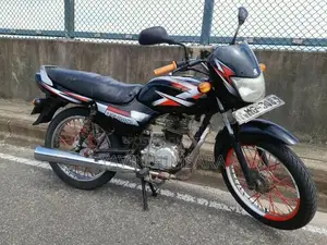 Bajaj CT100 2005