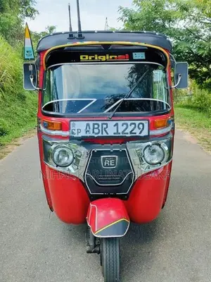 Bajaj RE Three Wheeler 2018