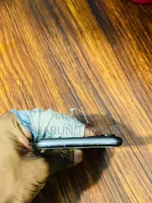 Apple iPhone 11 (Used)