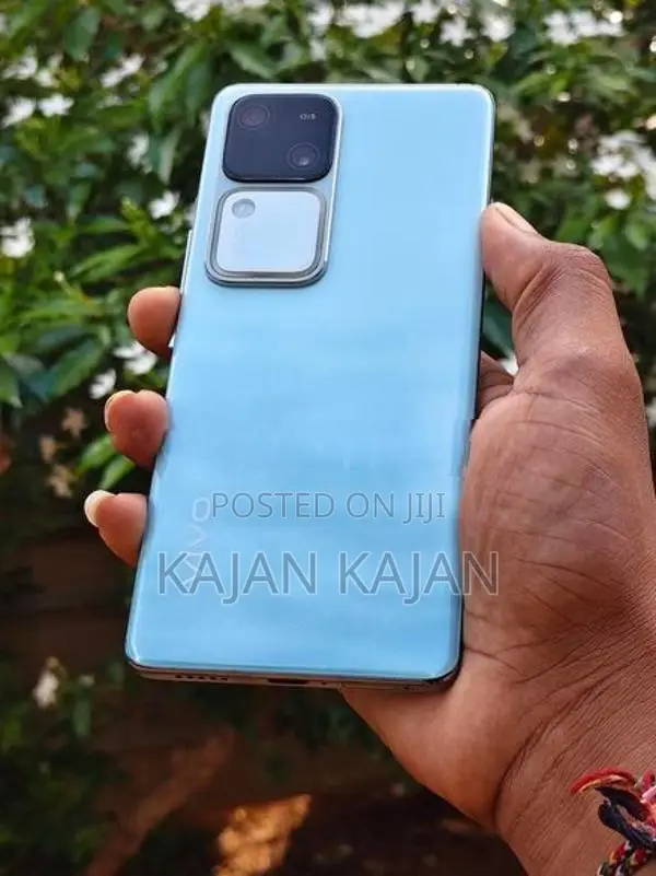 Vivo V30 5G (Used)