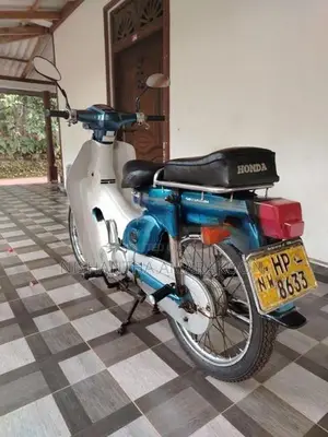 Honda Super Cub 2003