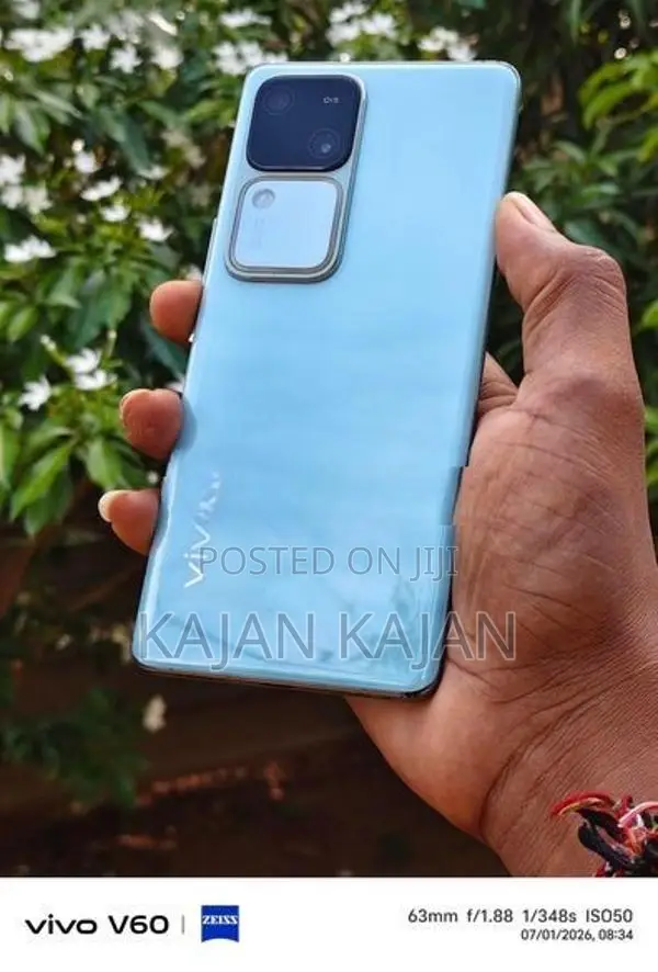 Vivo V30 5G (Used)